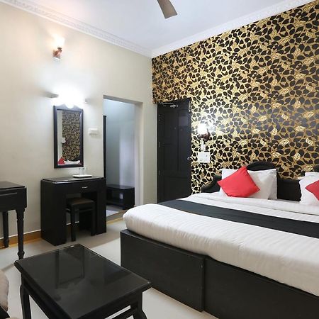 Capital O 46475 Gd International Redfort Hotel Nilambūr Eksteriør billede