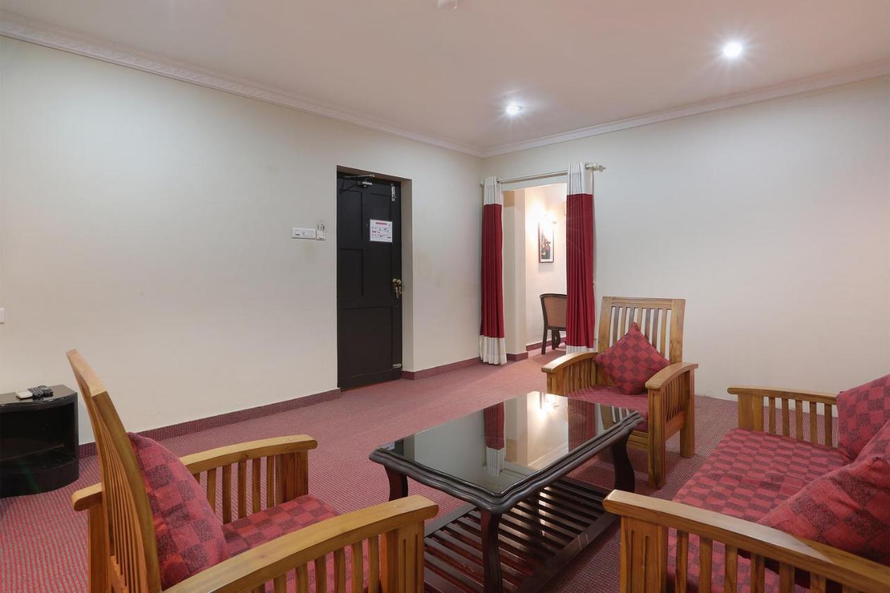 Capital O 46475 Gd International Redfort Hotel Nilambūr Eksteriør billede