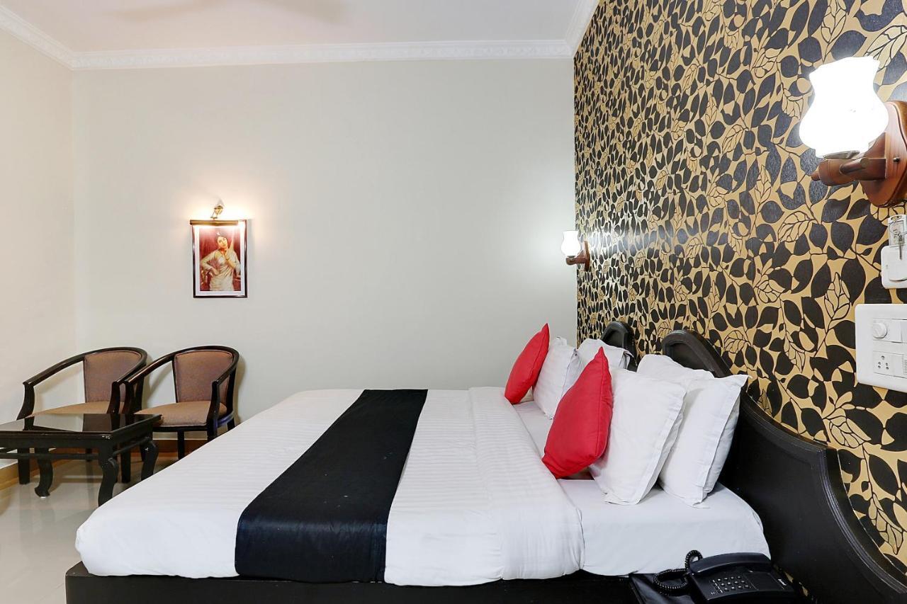 Capital O 46475 Gd International Redfort Hotel Nilambūr Eksteriør billede