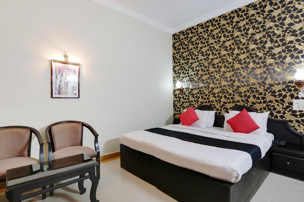 Capital O 46475 Gd International Redfort Hotel Nilambūr Eksteriør billede