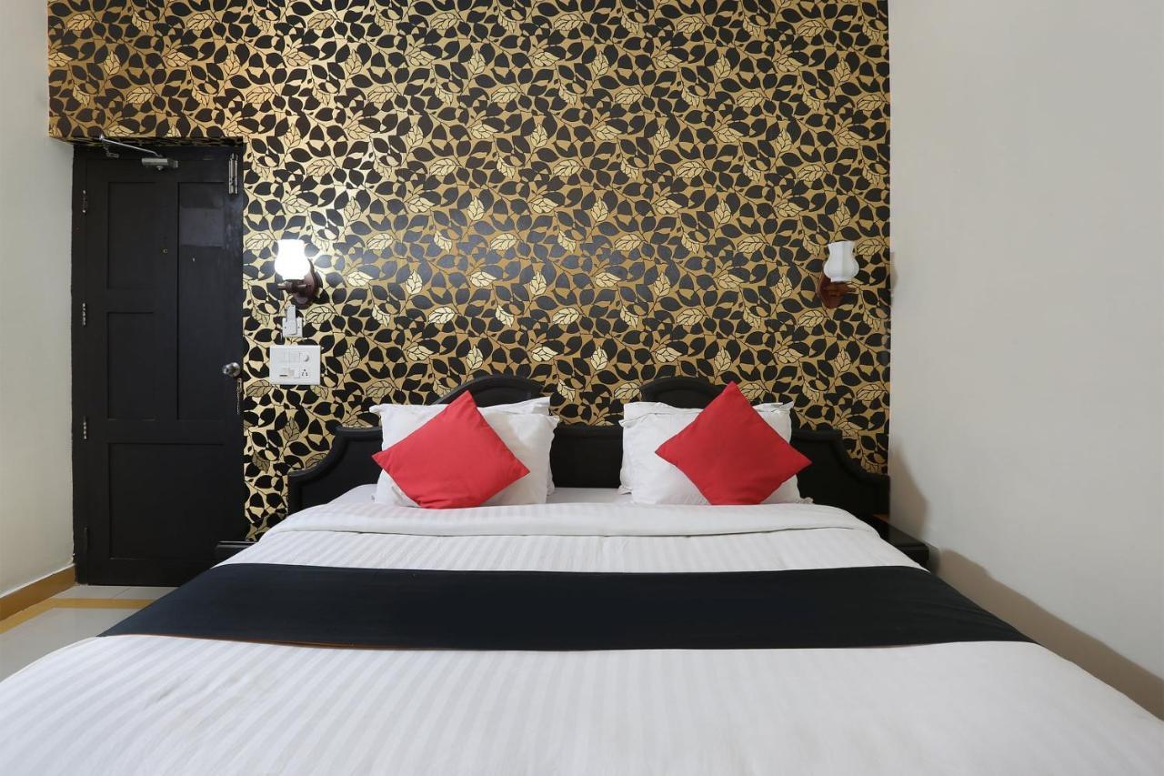 Capital O 46475 Gd International Redfort Hotel Nilambūr Eksteriør billede