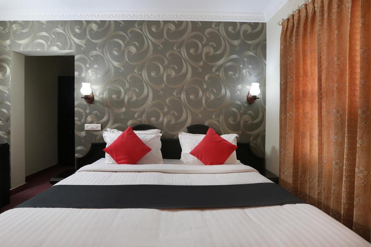 Capital O 46475 Gd International Redfort Hotel Nilambūr Eksteriør billede